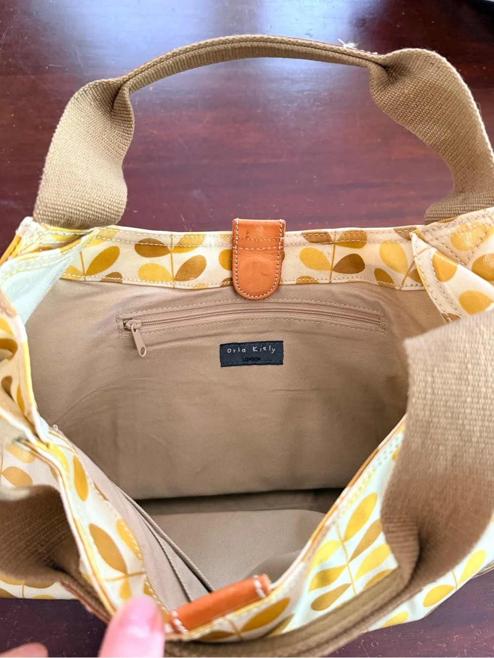 Orla Kiely Yellow and Tan Leaf-Print Hobo Bag. Shoulder bag